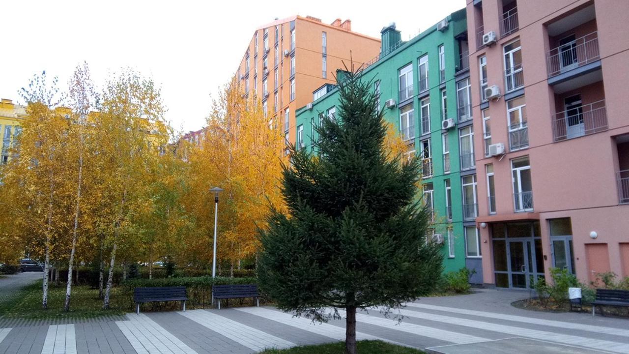 Loft In The Gated Residential Complex Comfort Town кт-05 *